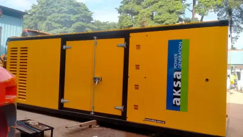AKSA AC1100K Genset 1.100 kVA, 50 Hz — sewa dan jual alat berat Batam (2/4)