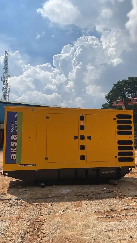 AKSA APD475C Generator 475 kVA, 50 Hz — heavy equipment rental and sales in Batam (3/5)