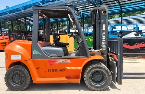 Forklift 7 Ton Diesel — sewa dan jual alat berat Batam (7/7)