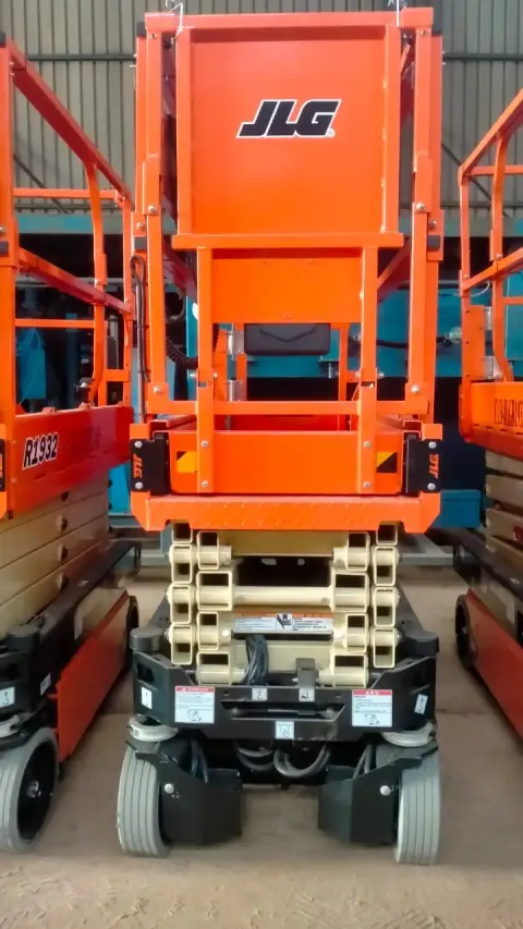 JLG R1932 Scissor Lift 7.8 m, 230 kg — heavy equipment rental and sales in Batam (4/4)