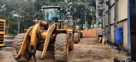 LiuGong ZL50CN Wheel Loader 5 Ton — heavy equipment rental and sales in Batam (2/4)