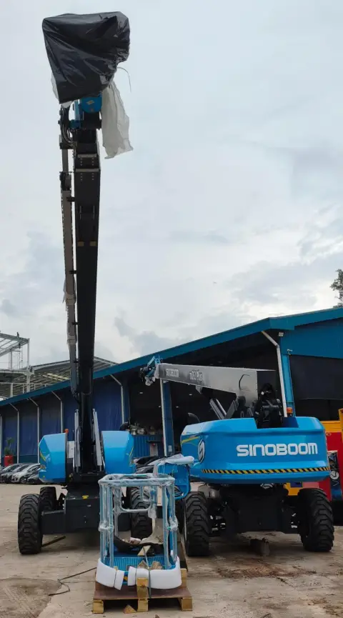 Sinoboom TB26J Plus Boom Lift Teleskopik 28,3 m, 454 kg — sewa dan jual alat berat Batam (3/5)